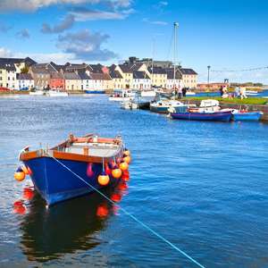 Explore Galway at your own speed with hop-on hop-off bus tours – Panoramic views, audio guides, and unlimited stops in 2025