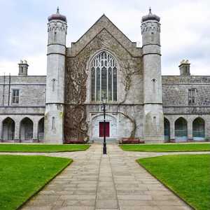 Urcă în autobuzul decapotabil în Galway, Irlanda – Descoperă atracții de top, monumente și comori ascunse cu un tur hop-on hop-off în 2026